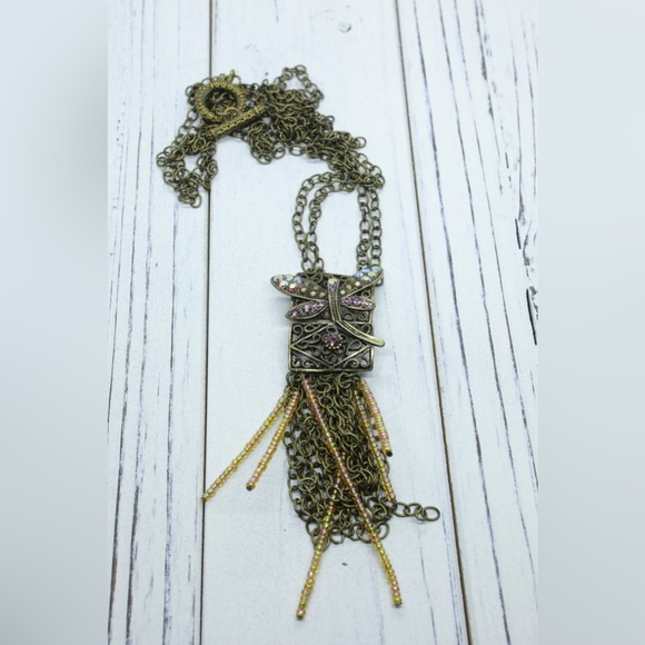 Dragonfly metal, gemstones and beaded necklace. - Picture 3 of 3